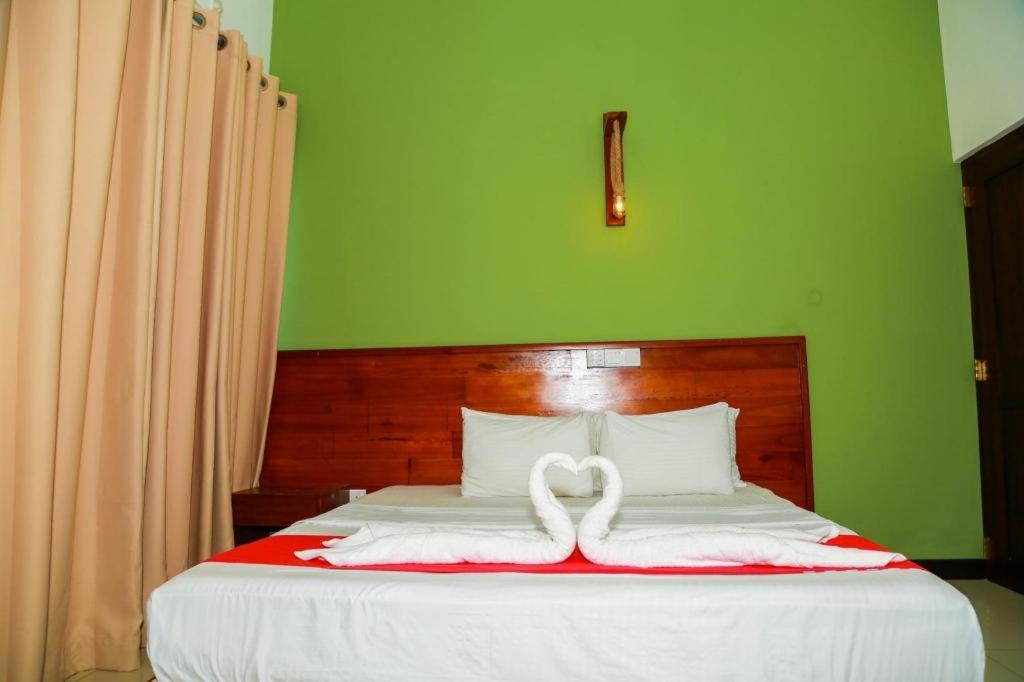 Sea Cloud Dalawella Hotel Unawatuna Ngoại thất bức ảnh